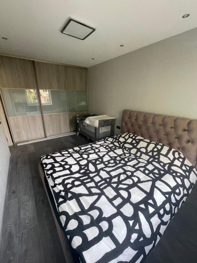 Elite Apartments 雷泽克内 外观 照片