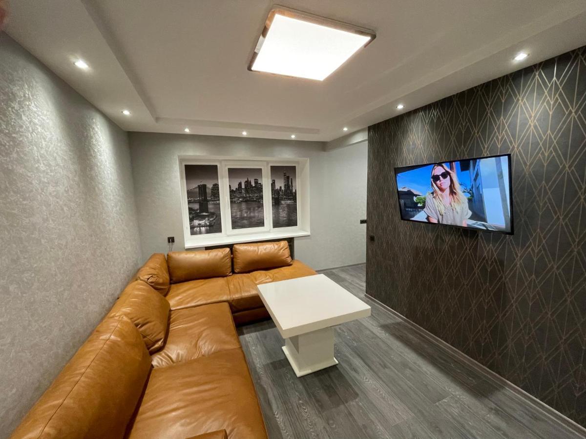 Elite Apartments 雷泽克内 外观 照片